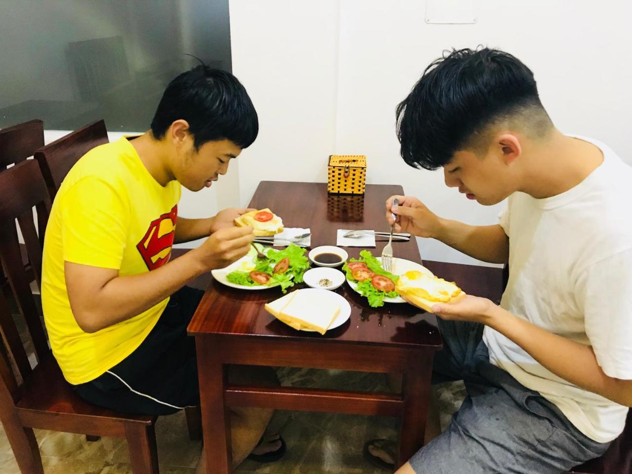 훙 롱 호스텔 후에 외부 사진